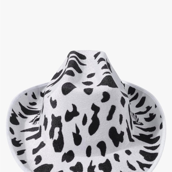 Black and White Wide-Brimmed Cowboy Hat with Spotted Pattern - Picture 2 of 5